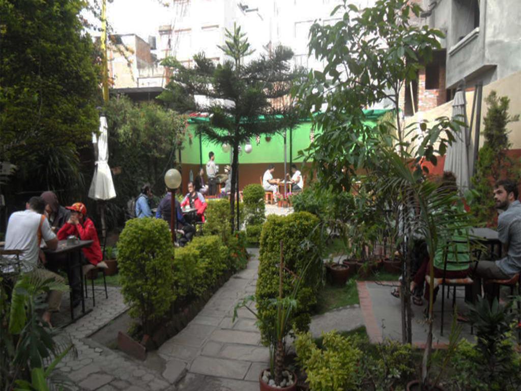 Hotel Florid Kathmandu Esterno foto