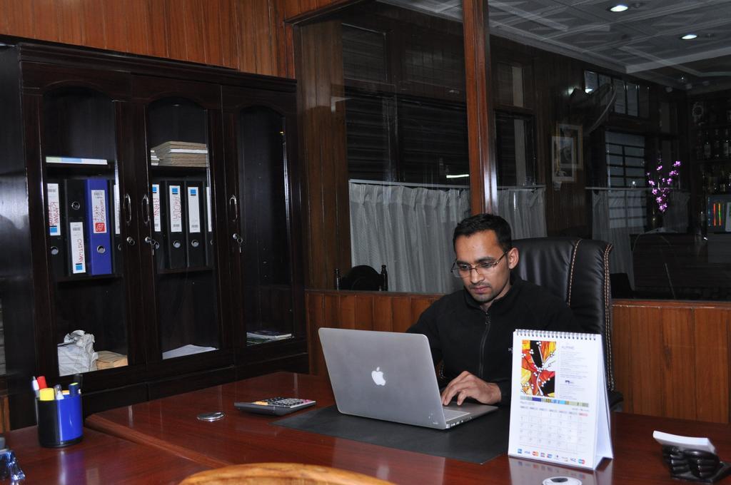 Hotel Florid Kathmandu Esterno foto