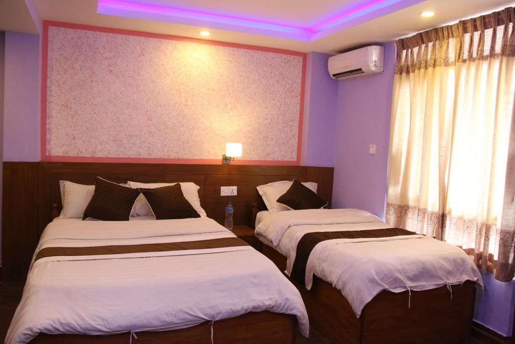 Hotel Florid Kathmandu Esterno foto