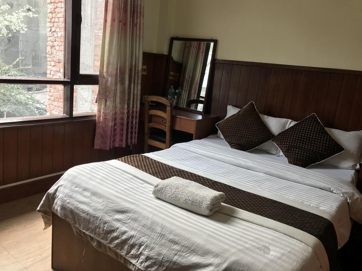 Hotel Florid Kathmandu Esterno foto