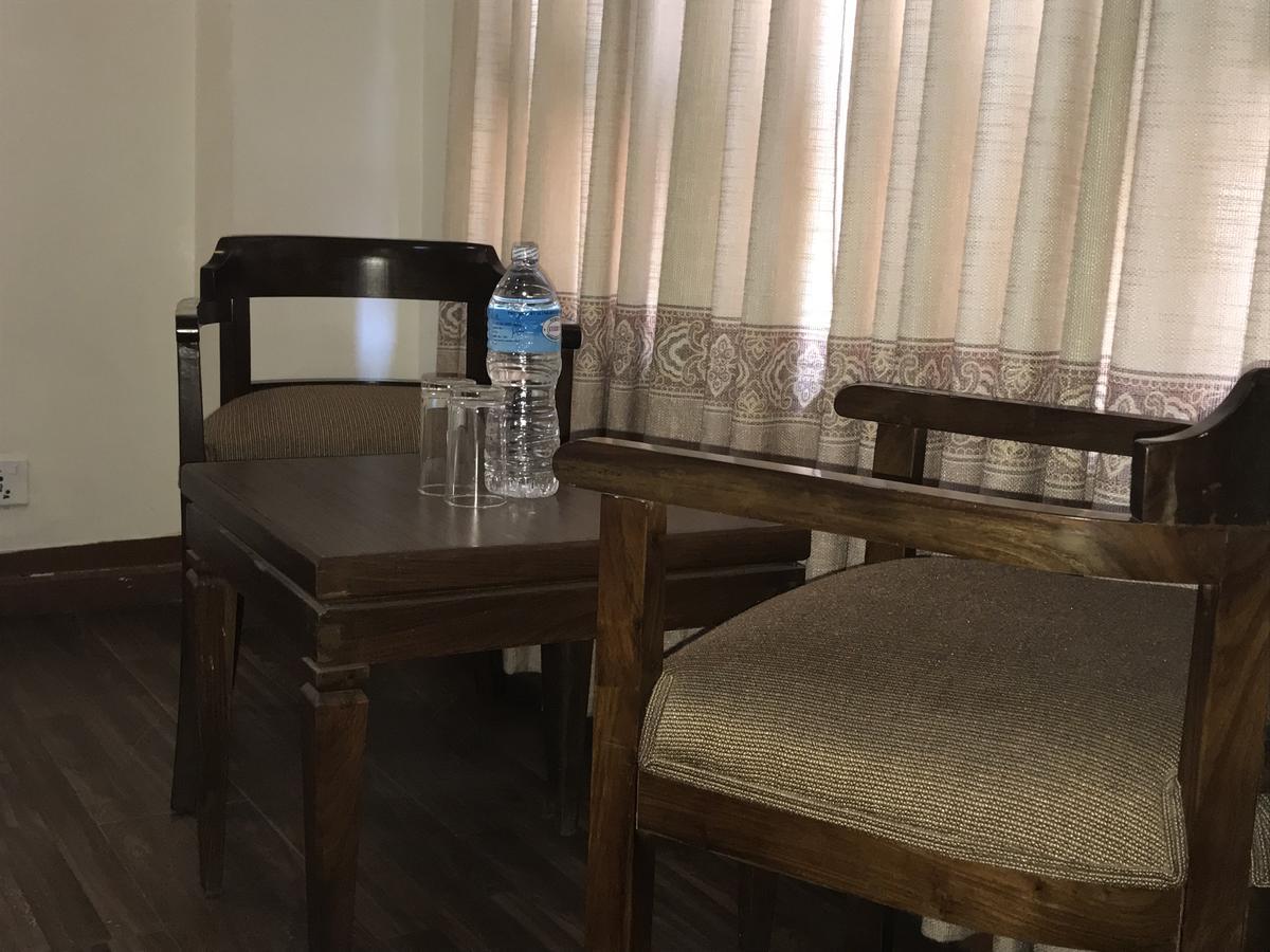 Hotel Florid Kathmandu Esterno foto