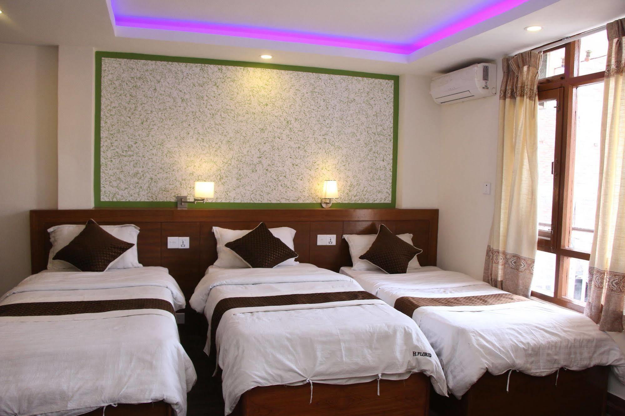 Hotel Florid Kathmandu Esterno foto